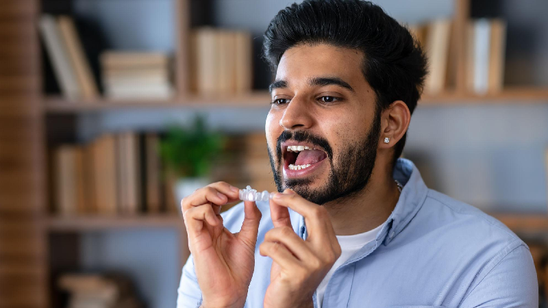 invisalign-treatment-in-paschim-vihar-at-dental-care-n'-Cure